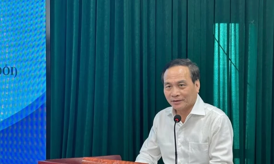 Ho&agrave;n thiện thể chế, đ&aacute;p ứng y&ecirc;u cầu quản l&yacute; đất đai v&agrave; nh&agrave; ở
