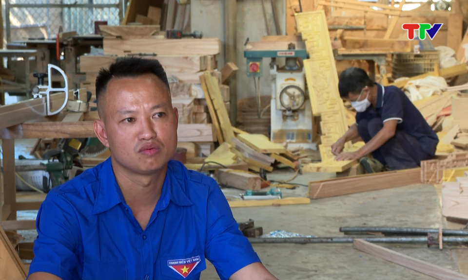 Chuyển đổi số| Người trẻ mở lối.