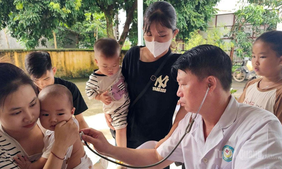 Chung tay v&igrave; tầm v&oacute;c v&agrave; tr&iacute; tuệ của trẻ