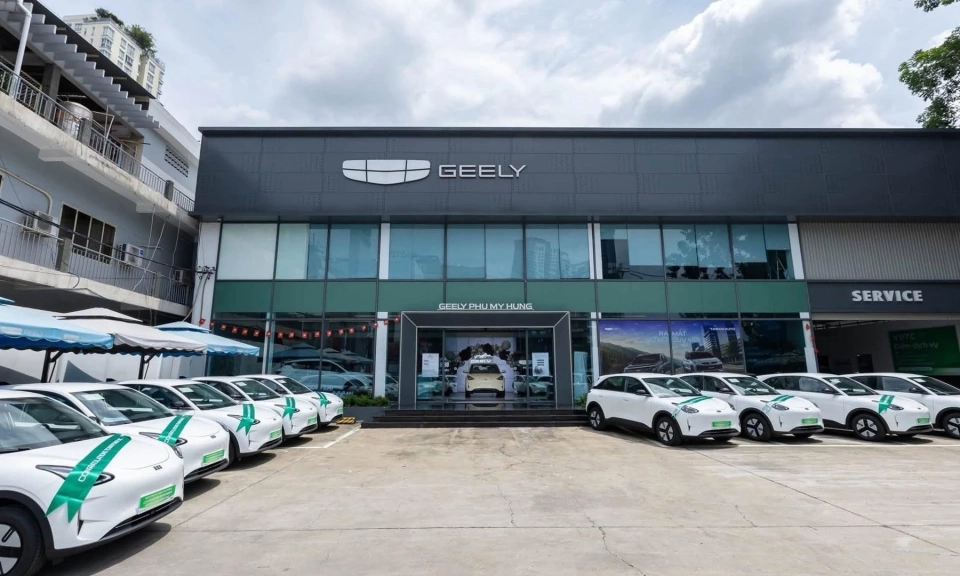 CEO Geely Việt Nam: Cuộc đua điện h&oacute;a &ocirc; t&ocirc; kh&ocirc;ng chỉ nằm ở chiếc xe