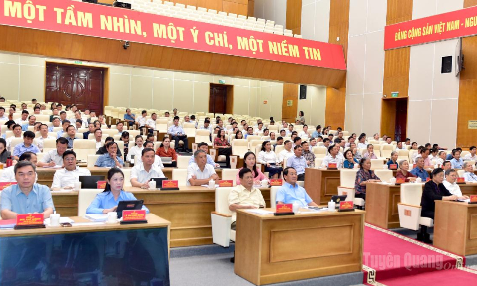 Thống nhất cao về nhận thức v&agrave; h&agrave;nh động đối với những chủ trương, quyết s&aacute;ch lớn của Trung ương