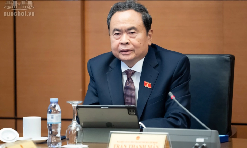 Chủ tịch Quốc hội Trần Thanh Mẫn: Bưu ch&iacute;nh l&agrave; hạ tầng thiết yếu của kinh tế số