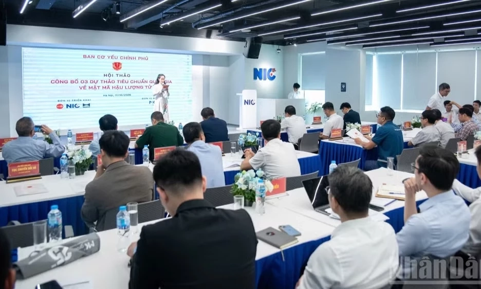 Việt Nam hướng tới tự chủ c&ocirc;ng nghệ l&otilde;i v&agrave; x&aacute;c lập chủ quyền số