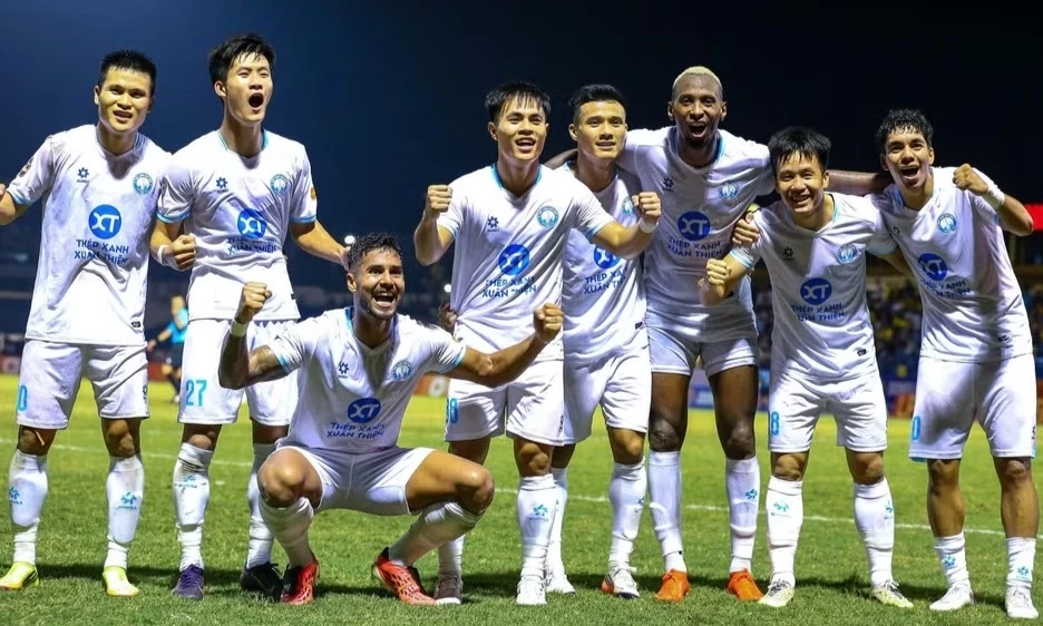 Th&eacute;p Xanh Nam Định v&agrave; Hải Ph&ograve;ng đều thắng