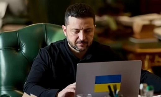 Ukraine ra điều kiện ngừng tấn c&ocirc;ng nh&agrave; m&aacute;y lọc dầu Nga
