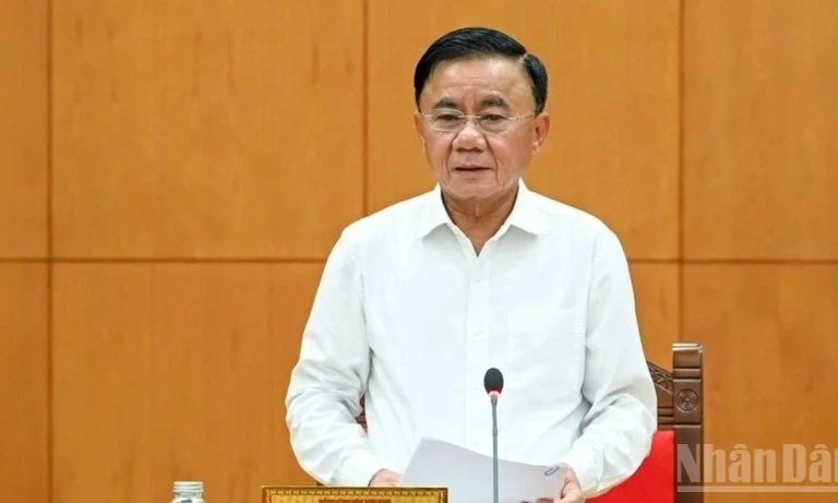 Kết luận của Bộ Ch&iacute;nh trị về ho&agrave;n thiện hệ thống vị tr&iacute; việc l&agrave;m trong hệ thống ch&iacute;nh trị