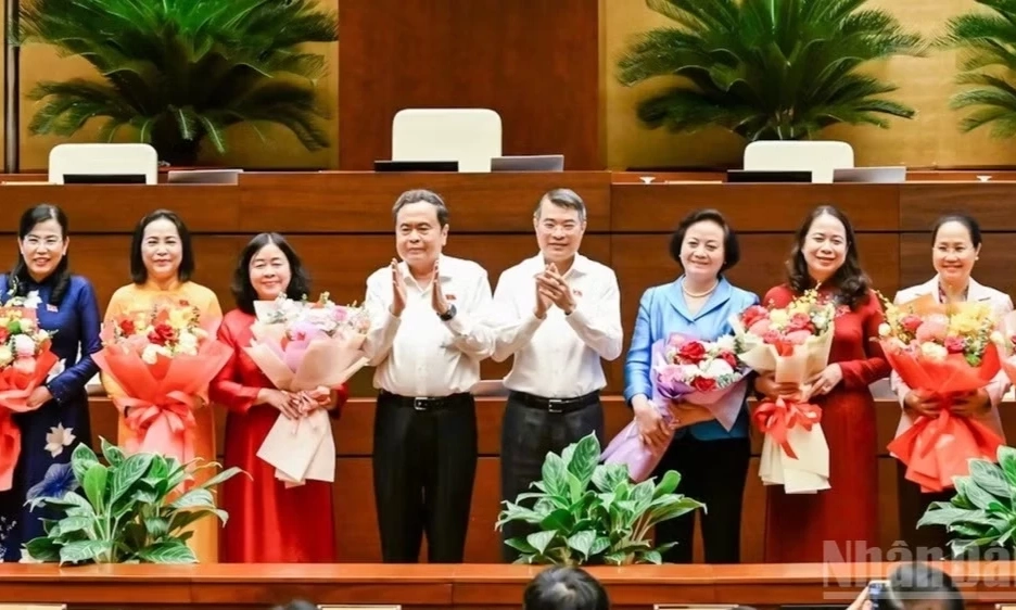 Tạo mọi điều kiện thuận lợi để nữ đại biểu Quốc hội ph&aacute;t huy năng lực, tr&iacute; tuệ, sức s&aacute;ng tạo