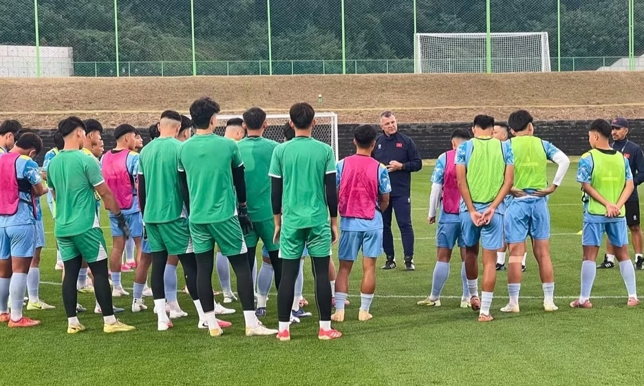 U17 Việt Nam bước v&agrave;o tập huấn tại H&agrave;n Quốc, chuẩn bị cho U17 World Cup