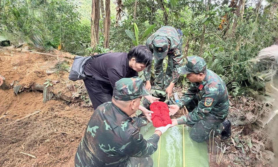 Điểm tựa lặng thầm