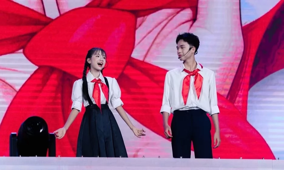 Ca sĩ nh&iacute; Tường Vy: Từ &Aacute; qu&acirc;n MC nh&iacute; đến concert &ldquo;Chắp c&aacute;nh tuổi thơ&rdquo;