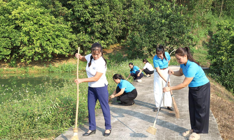 Ph&aacute;t huy nội lực x&acirc;y dựng n&ocirc;ng th&ocirc;n mới