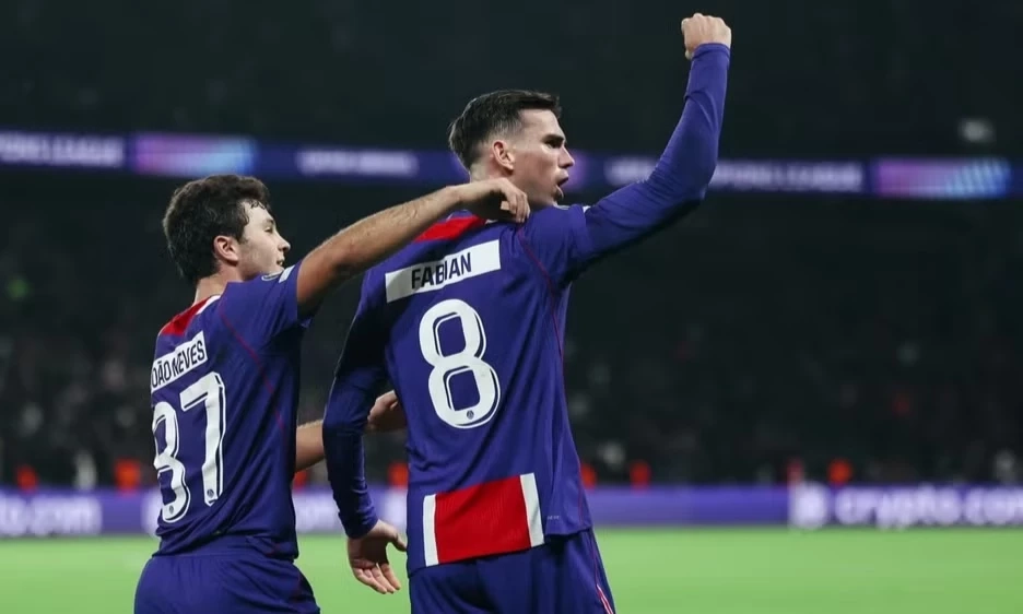 Champions League: Paris Saint-Germain thắng Barcelona 4-2, Liverpool ngược d&ograve;ng nghẹt thở