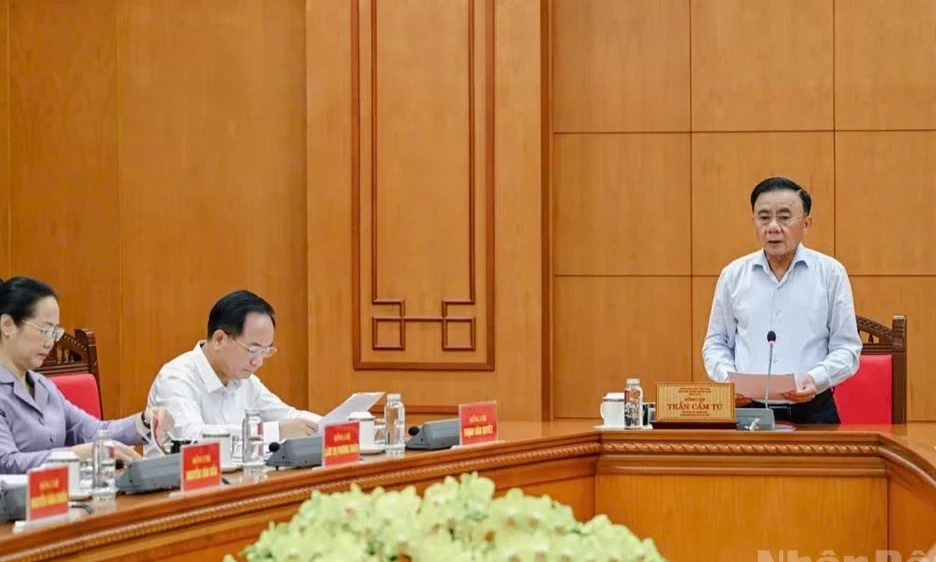 Khẩn trương ho&agrave;n thiện nội dung c&ocirc;ng việc, bảo đảm đ&uacute;ng tầm v&oacute;c, t&iacute;nh chất của sự kiện