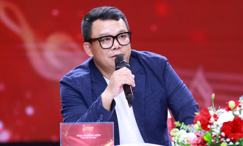 Nhạc sĩ Hồng Ki&ecirc;n: Đồng h&agrave;nh c&ugrave;ng c&aacute;c giọng ca trẻ tại &ldquo;Tiếng h&aacute;t H&agrave; Nội 2026&rdquo;