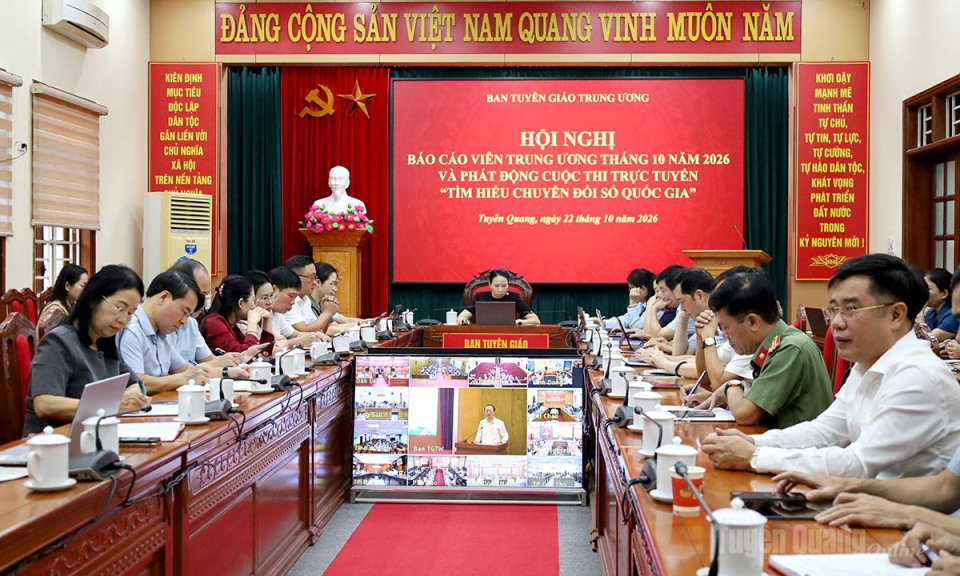 Hội nghị b&aacute;o c&aacute;o vi&ecirc;n Trung ương th&aacute;ng 10