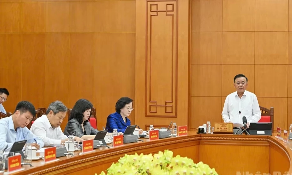Lấy kết quả thực chất đối với người d&acirc;n l&agrave;m thước đo thực hiện Nghị quyết