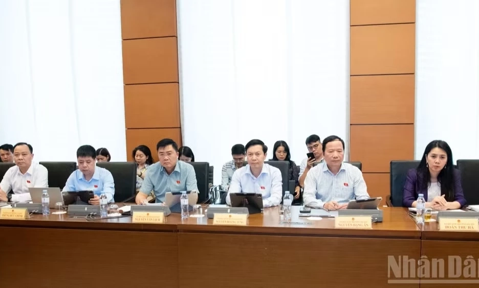 Mở rộng bảo hiểm x&atilde; hội bắt buộc gắn với cơ chế đ&oacute;ng linh hoạt