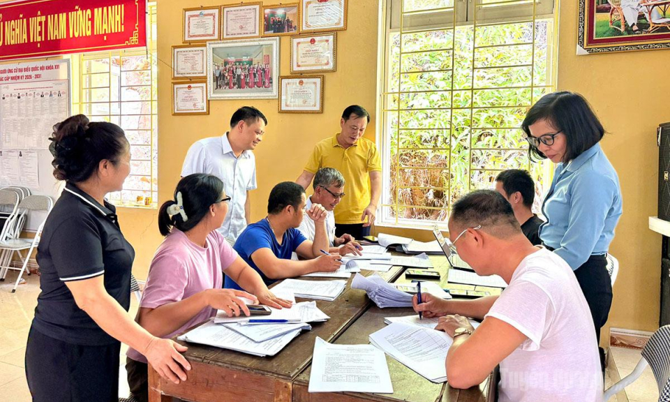 Chiến lược c&ocirc;ng t&aacute;c tư tưởng trong t&igrave;nh h&igrave;nh mới