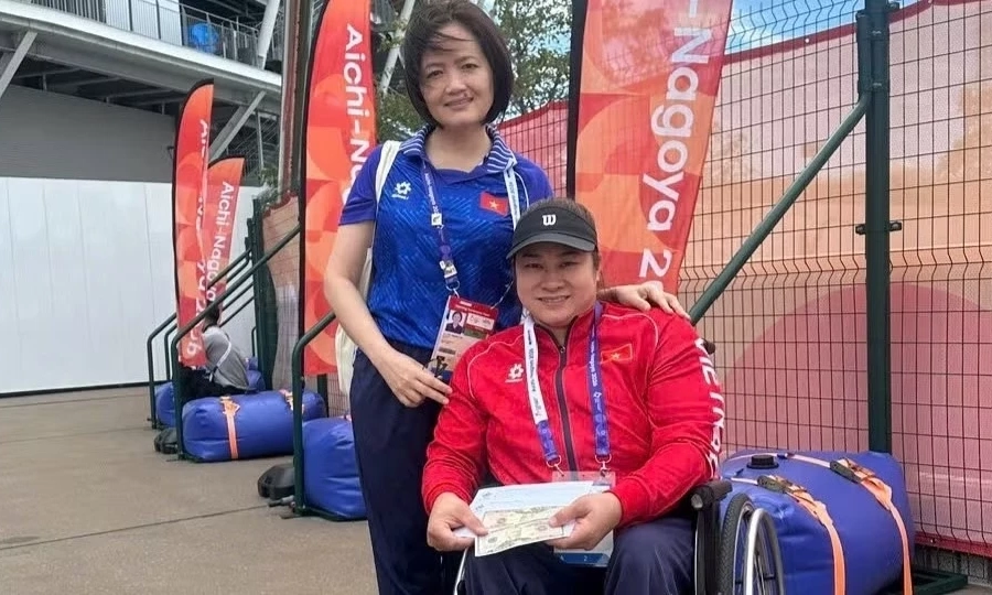 Nguyễn Thị Ngọc Th&uacute;y gi&agrave;nh Huy chương Đồng thứ hai tại Asian Para Games 5
