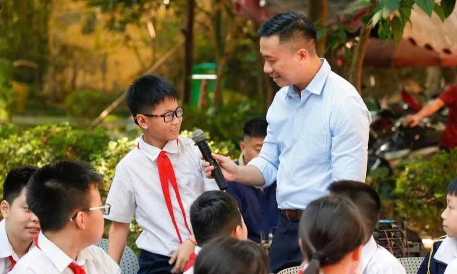 H&agrave; Nội b&igrave;nh dị, lắng s&acirc;u trong "Dấu v&acirc;n tay của phố"