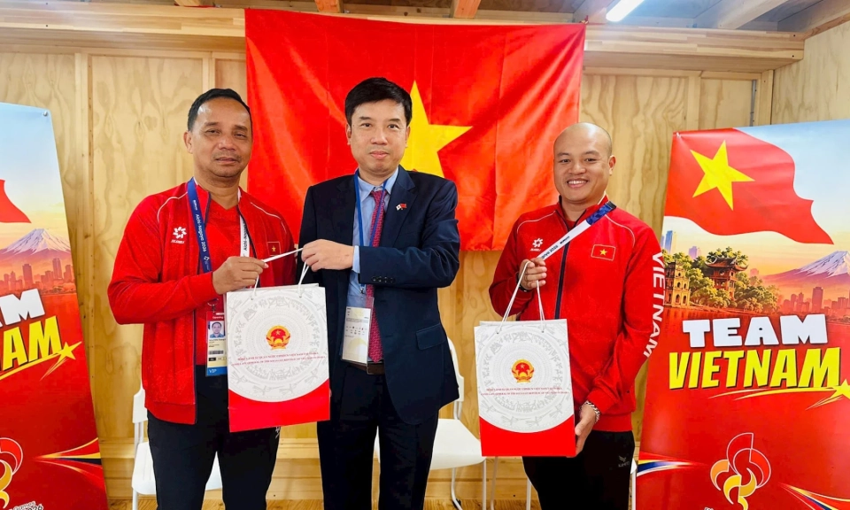 Cộng đồng người Việt tại Nhật Bản tiếp sức Đo&agrave;n Thể thao người khuyết tật Việt Nam