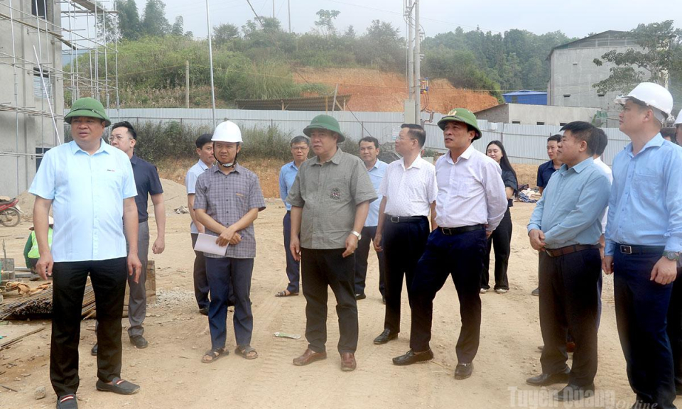 Th&aacute;o gỡ kh&oacute; khăn, đảm bảo tiến độ x&acirc;y dựng Dự &aacute;n Trường PTNT li&ecirc;n cấp x&atilde; Bạch Đ&iacute;ch, C&aacute;n Tỷ, Nghĩa Thuận, T&ugrave;ng V&agrave;i