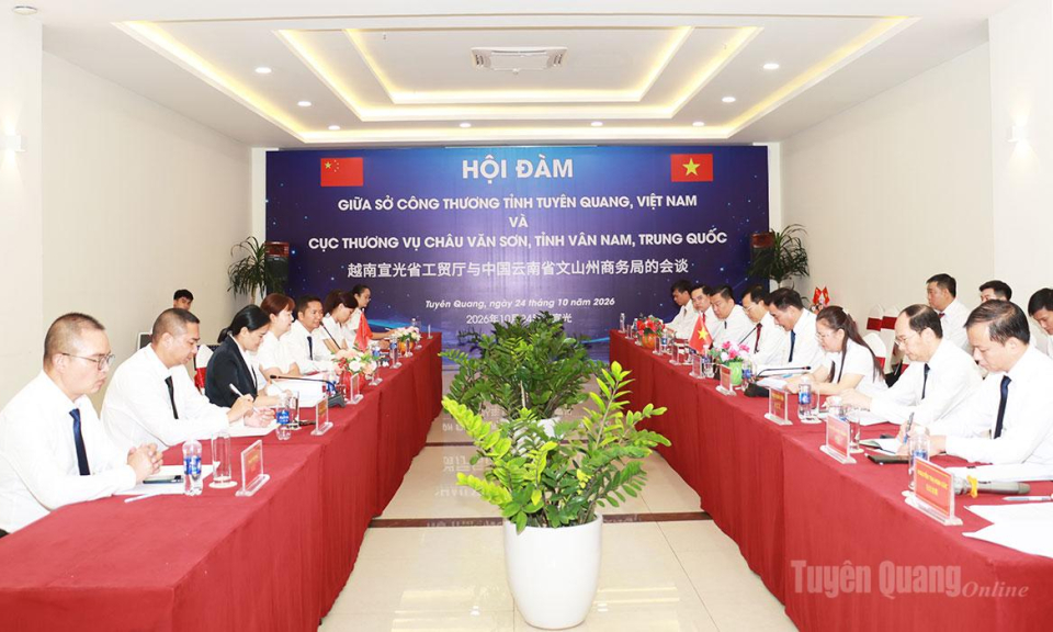 Tăng cường hợp t&aacute;c thương mại giữa tỉnh Tuy&ecirc;n Quang (Việt Nam) v&agrave; Cục Thương vụ ch&acirc;u Văn Sơn (Trung Quốc)