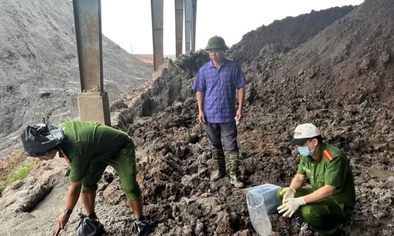 Truy tố 5 bị can trong vụ ch&ocirc;n, lấp tr&aacute;i ph&eacute;p hơn 900 tấn chất thải