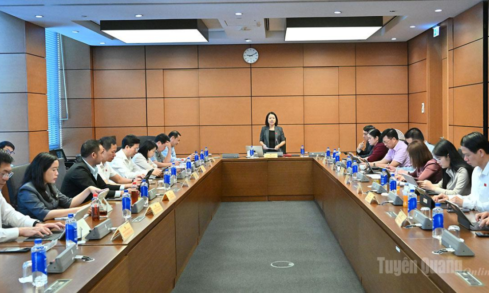 Ho&agrave;n thiện quy định về đầu tư, m&ocirc;i trường v&agrave; quản l&yacute; kh&ocirc;ng gian biển